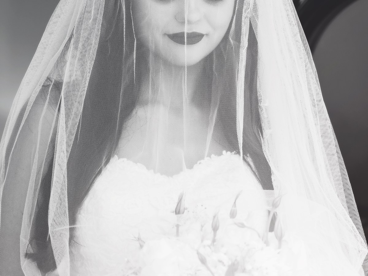 Bride getting ready (wedding photos) part&nbsp;9